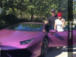 Щедрый Роб Кардашьян подарил невесте фиолетовый Lamborghini стоимостью в 200 тыс. долл
