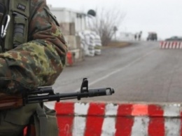 Террористы снова обстреляли "Станицу Луганскую"