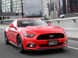 Ford Mustang - самый массовый и дешевый спорткар в мире