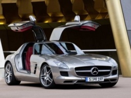 Mercedes разработает гибридный среднемоторный суперкар