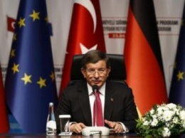 Премьер Турции заявил о выполнении всех обязательств перед ЕС в отношении мигрантов