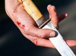 Пьяный житель Бердянска ударил ножом жену