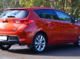 Toyota анонсировала выпуск двух новых гибридных моделей