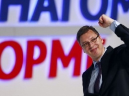 Правящая в Сербии партия лидирует на парламентских выборах