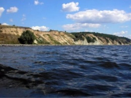 Бытовыми и производственными отходами отравлены 2,5 тыс. водоемов в Украине