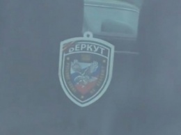 В Киеве уволили полицейского за шеврон с российским флагом (ВИДЕО)
