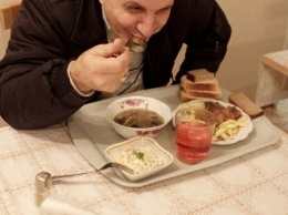 В запорожском кафе для чиновников разработали "Офшорное меню"