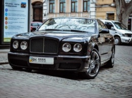 В Одессе "поймали" Bentley Черновецкого (фото)