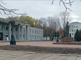 Последний на Черниговщине памятник Ленина продают за миллион