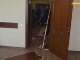 Протест на Волыни: активисты разгромили помещение таможни (ВИДЕО)
