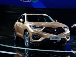 В Китае показали компактный кроссовер Acura CDX