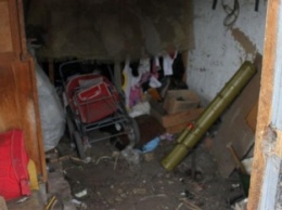 Торецк. У местного жителя нашли противотанковую управляемую ракету (фото)