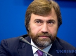 Президент поручил проверить законность гражданства Новинского