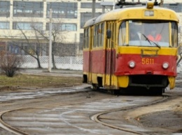 Трамвай столкнулся с грузовиком в Одессе