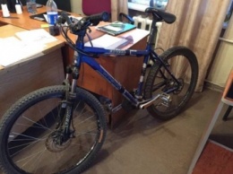 Правоохранители Ужгорода нашли похищенный велосипед (ФОТО)