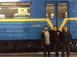 В Киеве испанский художник разрисует поезд метро