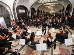 В Москве оперные певцы выступят на ночном концерте в метро