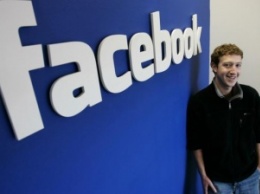 Акционеры Facebook подали на компанию в суд