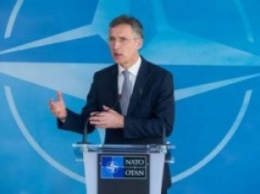 Столтенберг против отказа НАТО от ядерного оружия