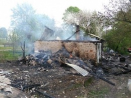 Пенсионерка сгорела в собственном доме во Львовской области