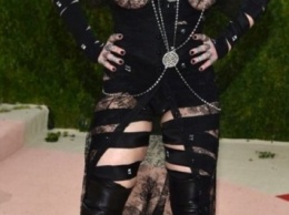 Мадонна шокировала нарядом на Балу института костюма Met Gala