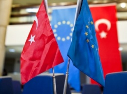 Турция отменила визы для граждан Евросоюза