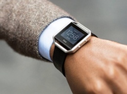 Глава Fitbit: мы не чувствуем конкуренции со стороны Apple Watch