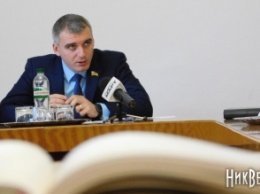 Мэр Николаева анонсировал строительство отстойника для фур перед въездом в город
