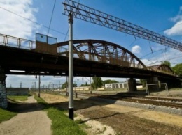 В Одессе полиция проверяет информацию о минировании Горбатого моста