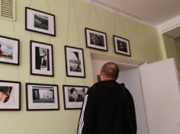 Коллеги исполнили мечту умершего фотокорра, организовав его выставку