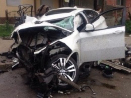 В ночном ДТП в Симферополе погиб человек и разбиты три машины