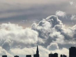 Мэрия Москвы шокировала растратами: разгон облаков на 9 мая в столице России обойдется в 85 миллионов рублей