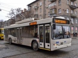 В Днепропетровске из-за отключения тяговой подстанции остановились троллейбусы