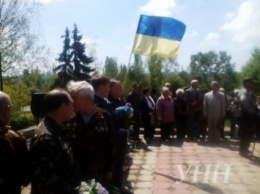 Митинг памяти героев Второй мировой войны прошел в Мариуполе