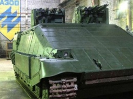 Испытания танка «Азовец» остановили из-за обнаруженных в нем частей домофона (ФОТО)