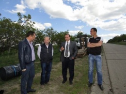 Депутаты от БППС проинспектировали ход ремонтных работ на автодороге в Одесской области (политика)