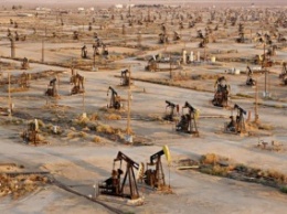Иран объявил о готовности заморозить нефтедобычу