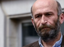 Осужденный журналист призвал ФРГ активнее выступать за свободу СМИ в Турции