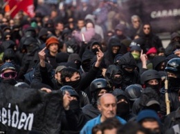 Акция анархистов на границе Италии и Австрии: десятки человек арестованы