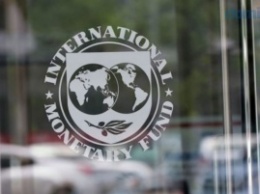 Действительно ли МВФ «затягивает пояса» украинцам?