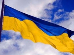 Украинцы предложили П.Порошенко праздновать День Флага 17 апреля