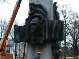 Реконструкцию привокзальной площади завершили в Ровно
