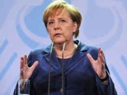 Популярность блока Меркель упала до четырехлетнего минимума