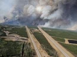 Канада в огне: погода наконец на стороне пожарных