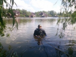 Тело погибшей девушки вытащили из реки на Киевщине