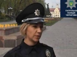 Инспектор черниговской полиции Анна Агиенко спасла пенсионерке жизнь