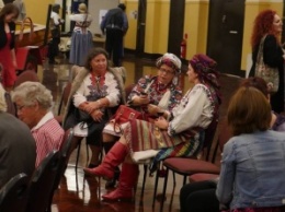 Украинские вышиванки показали в Австралии на фестивале (фото)