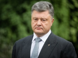 Порошенко перенес визит в Британию из-за депутатов Рады