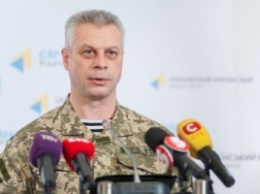 Лысенко: За минувшие сутки в зоне АТО погиб один украинский военный, трое - ранены