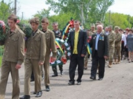 В Добропольском районе провели перезахоронение советских солдат